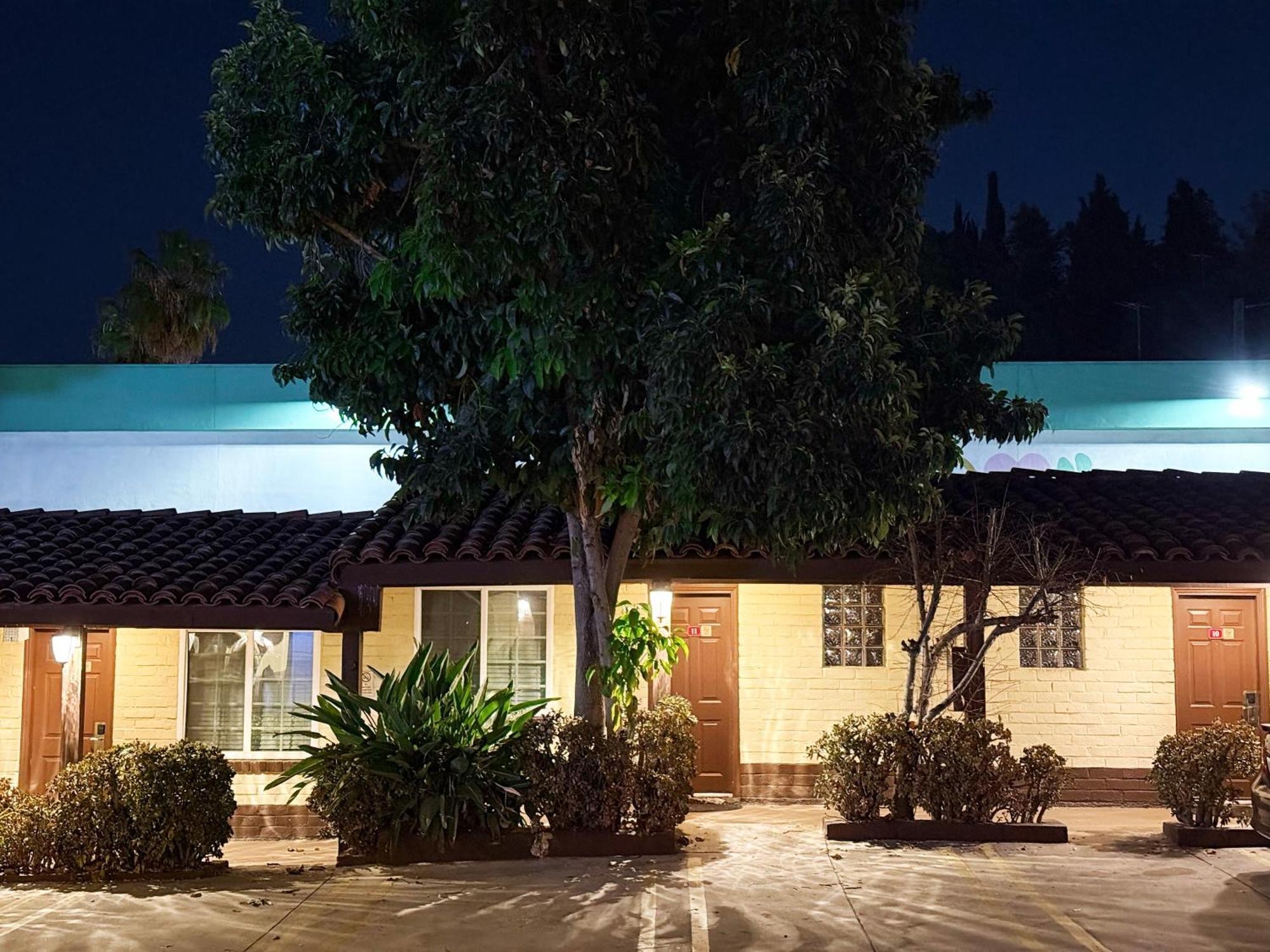 El Patio Inn - Near Universal Studios Hollywood — Photos 3